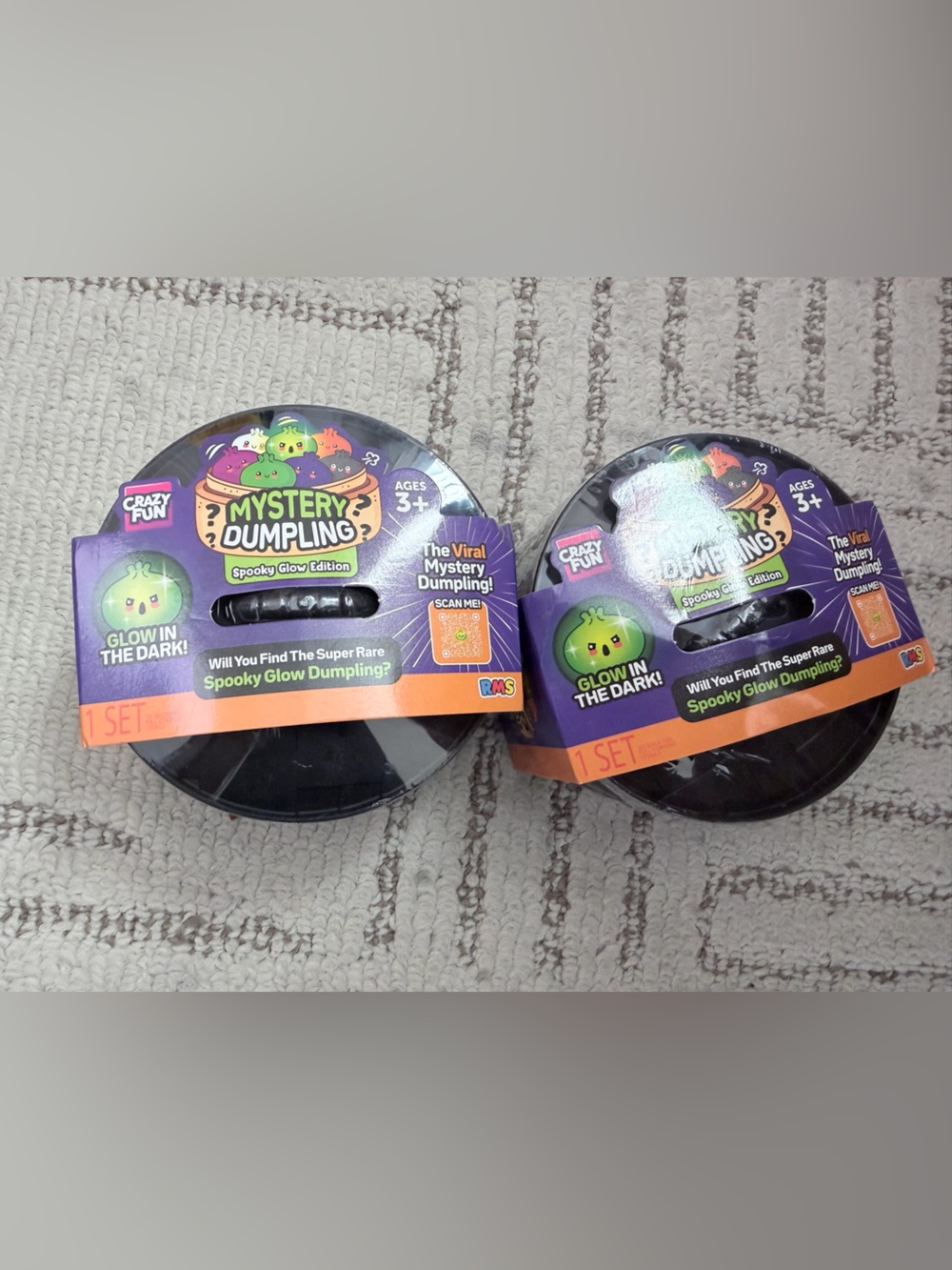 Mystery Dumpling Spooky Glow Edition Kids Toy - Green